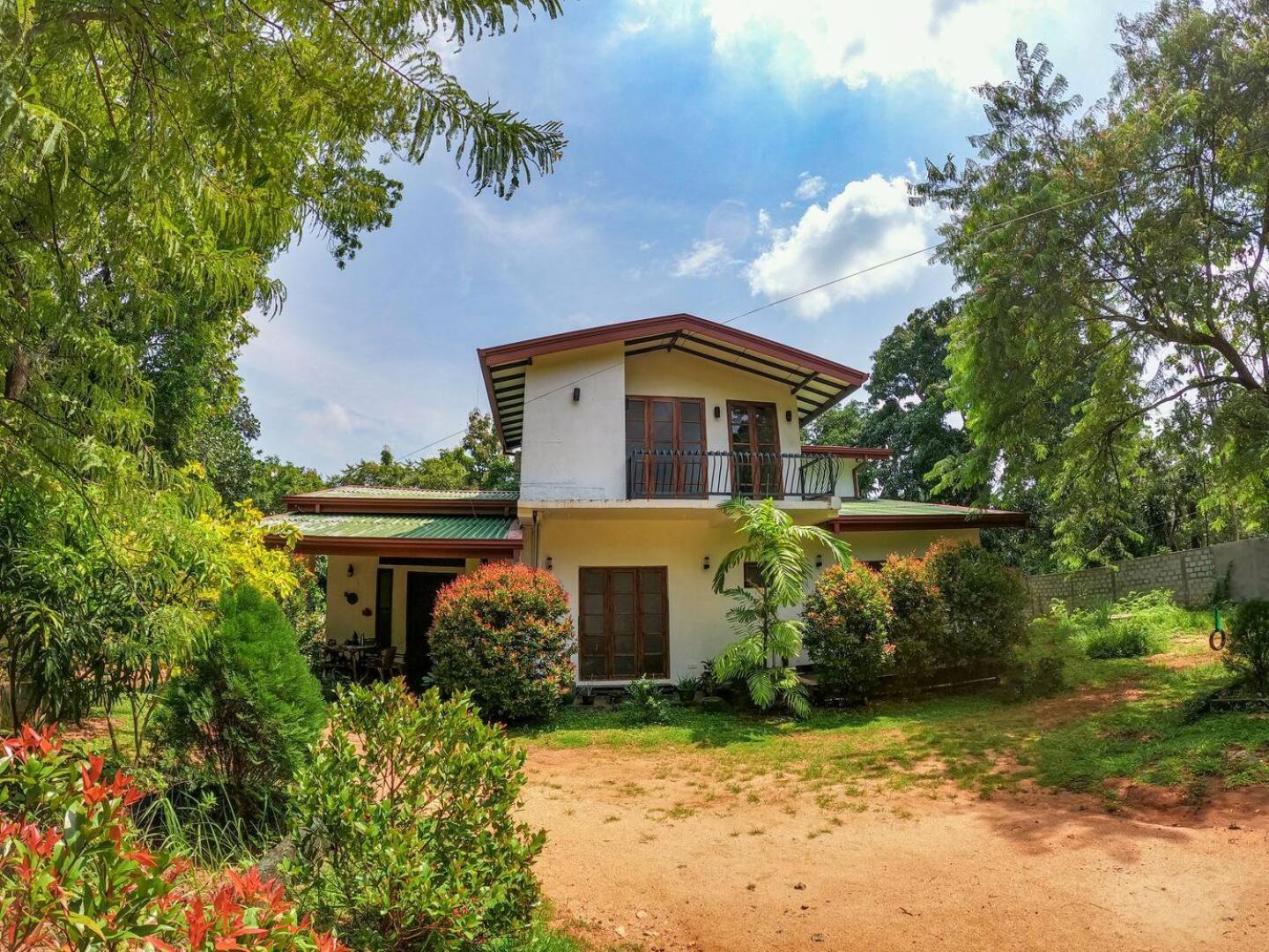 The Sigiriya White House 아파트 외부 사진